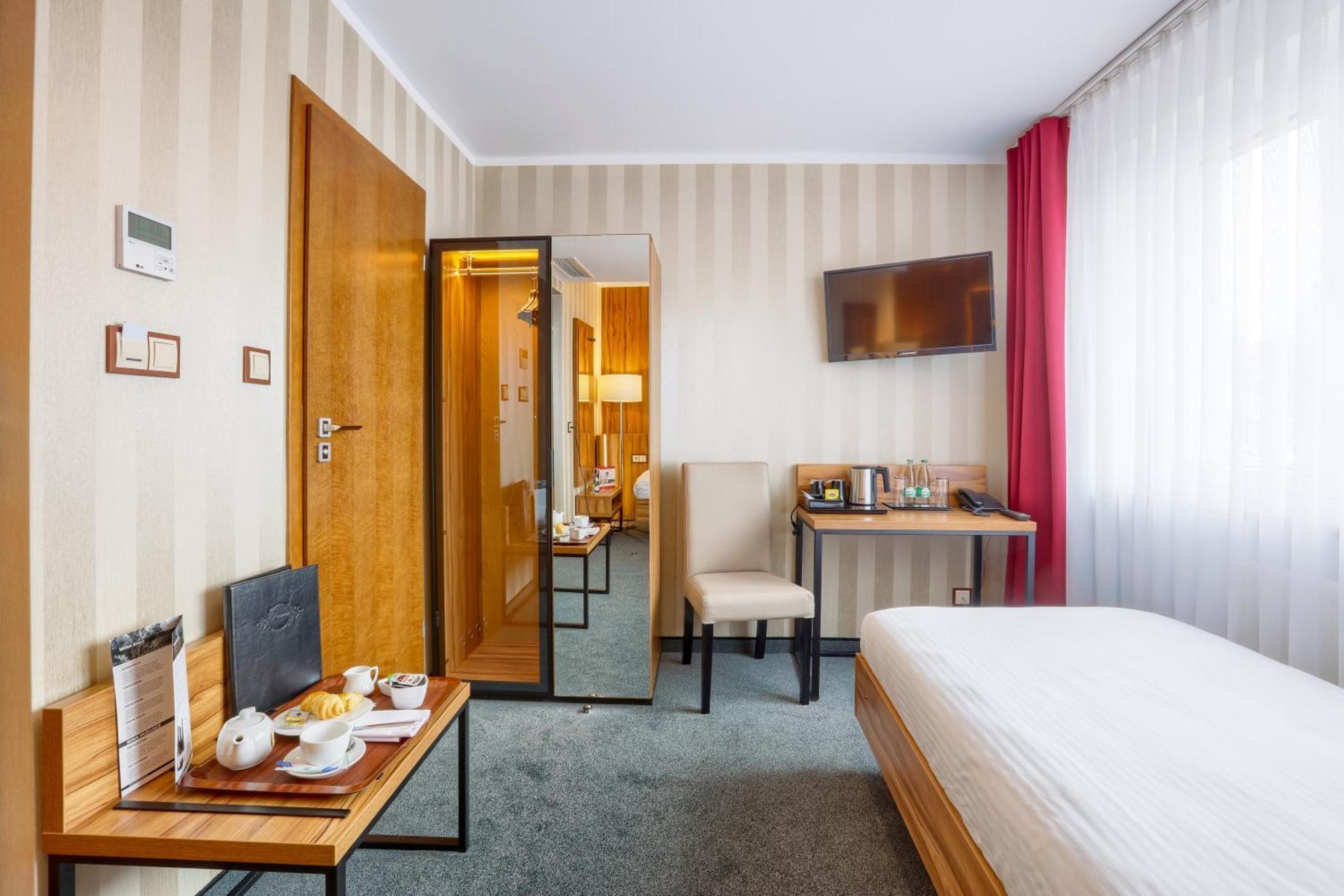 Hotel Weneda Opole Camera foto